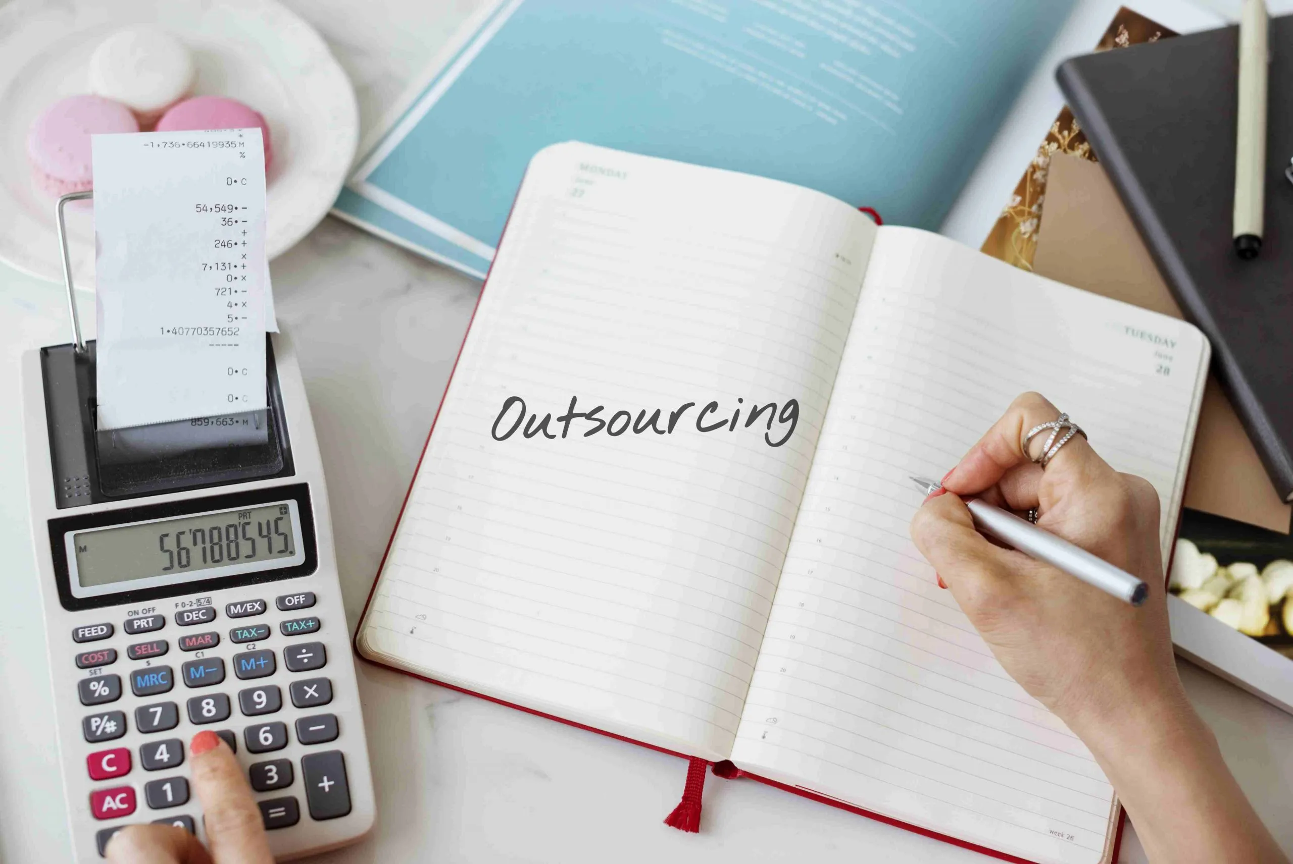Mastering Payroll Outsourcing: Cost Optimization Strategies for Growing Businesses