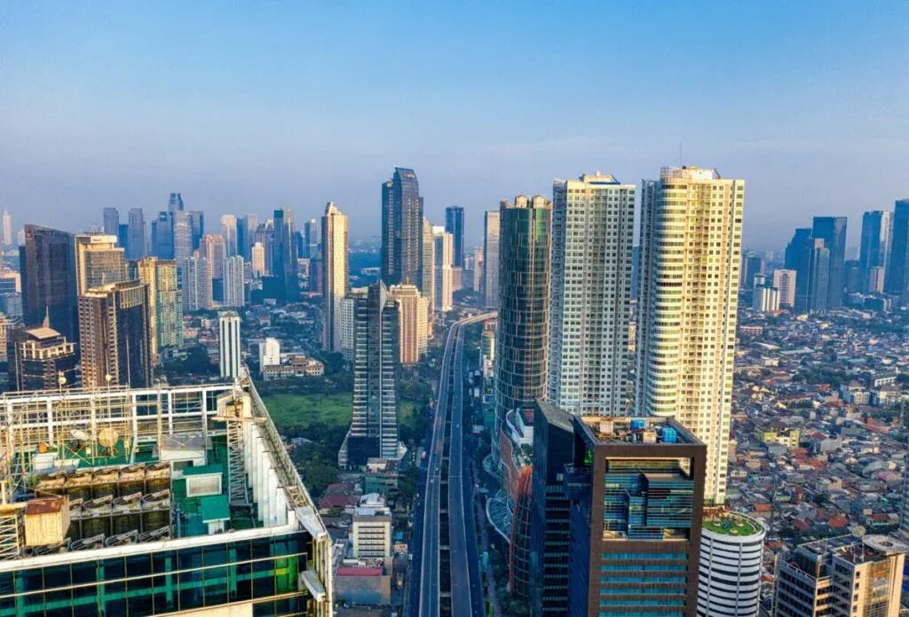 PT PMA vs. Representative Office (KPPA) in Indonesia: Key Differences Unveiled