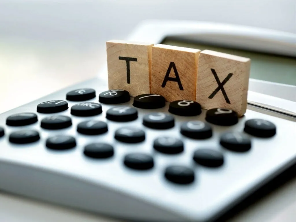 Avoid Penalties: Extend Your Annual Tax Reporting Deadline in Indonesia
