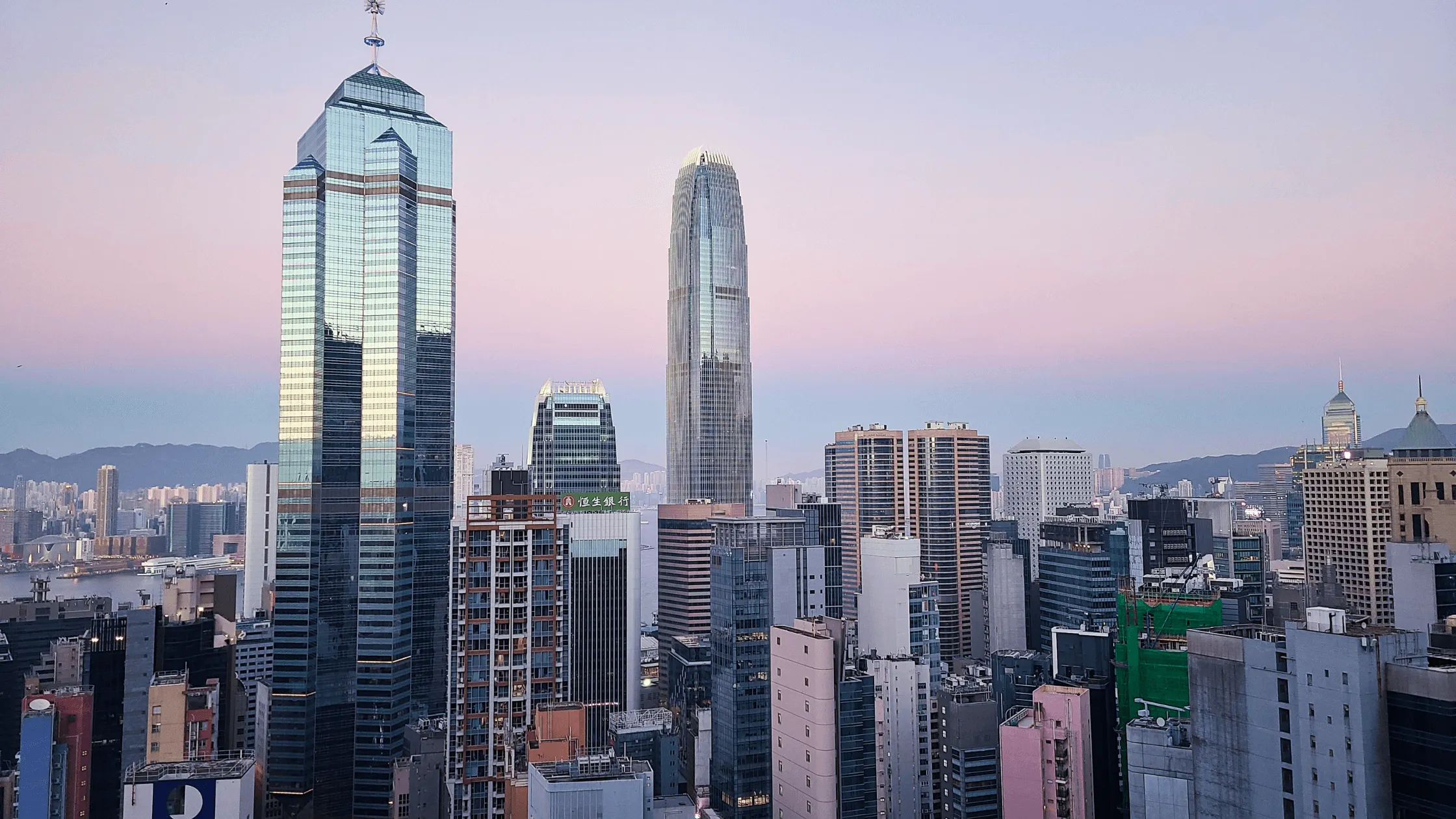 Hong Kong Taxes for Foreign Workers